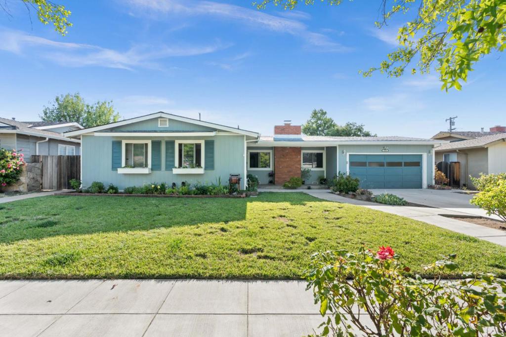 Properties 1 1607 Clarkspur Lane