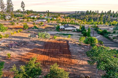 Photo of 5658 Cathy Lane, Paradise, CA 95969 (MLS # SN25033415) Photo of 5658 Cathy Lane, Paradise, CA 95969 (MLS # SN25033415)