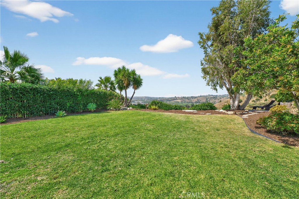 5515 Camino Vista