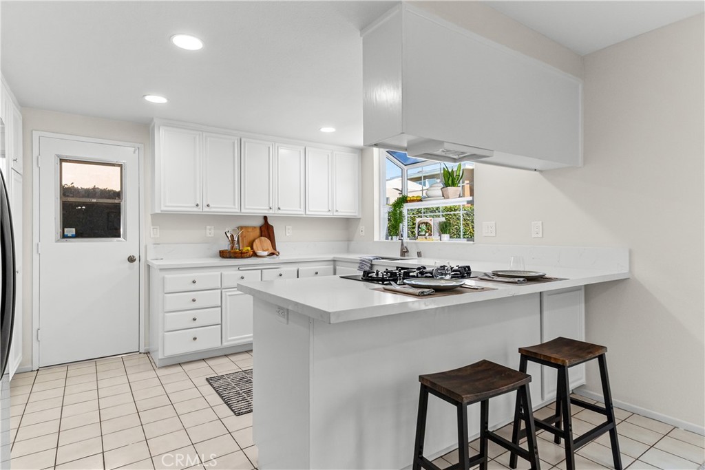 8232 Wickham Lane
