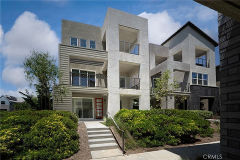 Photo of 109 Glance, Irvine, CA 92618 (MLS # PW25138070) Photo of 109 Glance, Irvine, CA 92618 (MLS # PW25138070)