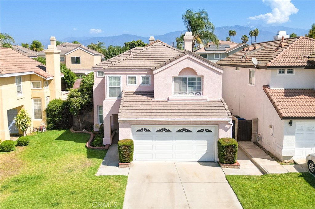 827 Oakhurst Drive