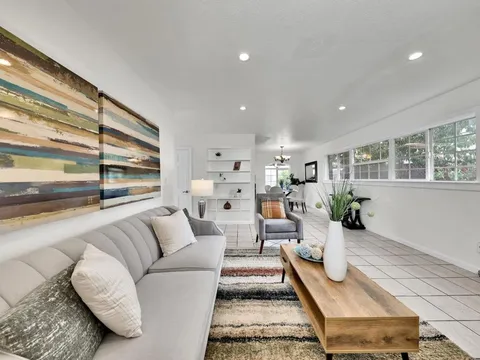 31959 Carroll Avenue, Hayward, CA 94544 - MLS#: ML82026173