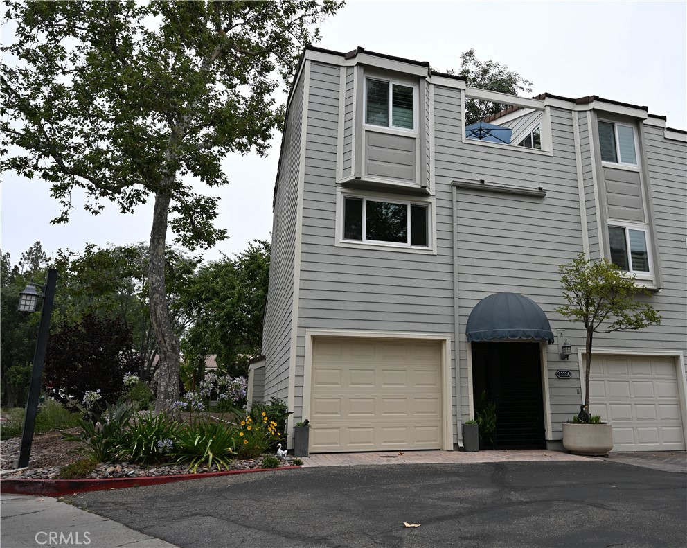 Welcome to Westlake Bay! Discover sophisticated lakeside living in this completely upgraded 2-bedroom, 2 1/2-bathroom townhome-like condo, ideally situated in the highly sought-after Westlake Bay community. This exquisite residence offers the perfect blend of modern luxury and a desirable lifestyle.
Step inside and be captivated by the meticulous attention to detail and high-end finishes throughout. The open-concept living area flows seamlessly, featuring luxury vinyl flooring, new dual-pane windows, and high ceilings. There is a living room with a fireplace and a large walk-around patio, dining area, and a wine room, including a wine refrigerator. The gourmet kitchen is a chef's dream, with top-of-the-line stainless steel appliances, custom cabinets with soft-close drawers, gorgeous countertops, and a coffee bar.
The primary bedroom is generously sized, providing a comfortable retreat offering two walk-in closets and a spa-like ensuite bathroom with a walk-in shower. The second bedroom has its own private balcony. There is a separate laundry room and a hall bathroom.
Enjoy the Westlake Bay lifestyle with access to beautiful walking paths, a full-size clubhouse with a kitchen, excellent for parties or get-togethers. It includes a gym and two community pools, and a spa.
The community is known for its serene lake views, well-maintained grounds, and sits on Westlake Lake with four private boat docks. Boat to restaurants, shopping, and more.
This truly turn-key home offers a rare opportunity to experience luxurious, low-maintenance living in one of Westlake Village's most desirable communities. Don't miss your chance to call this exceptional property home!