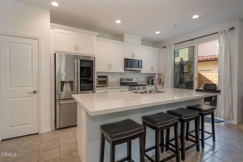 Tiny photo for 231 Inspiration, Camarillo, CA 93012 (MLS # V1-33644)