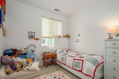 Tiny photo for 231 Inspiration, Camarillo, CA 93012 (MLS # V1-33644)