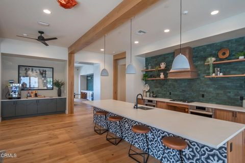 Tiny photo for 231 Inspiration, Camarillo, CA 93012 (MLS # V1-33644)