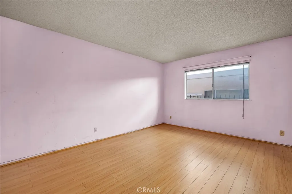 Encino, California 91316, United States, 1 Bedroom Bedrooms, ,1 BathroomBathrooms,Residential,Active,231472