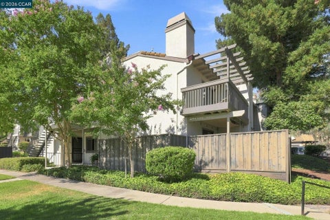 Photo of 1357 Hull Ln, Martinez, CA 94553 (MLS # 41144293)