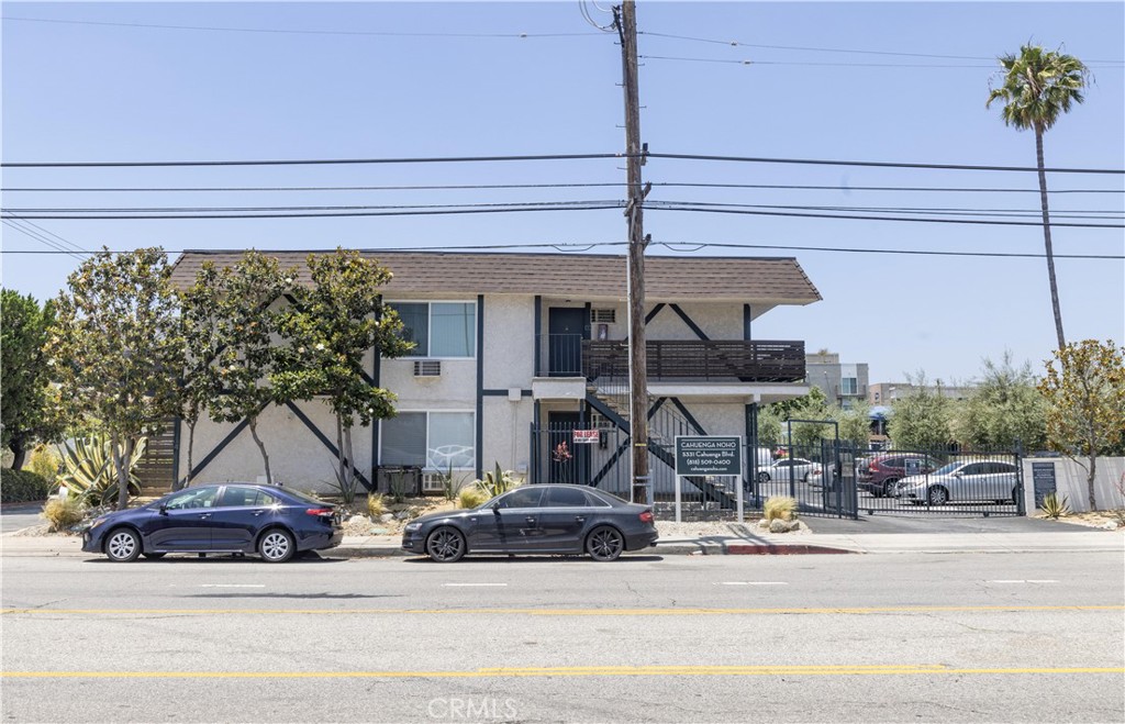 5331 Cahuenga Boulevard