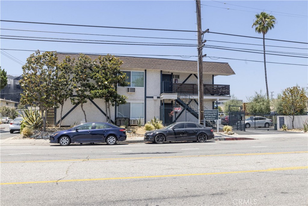 5331 Cahuenga Boulevard