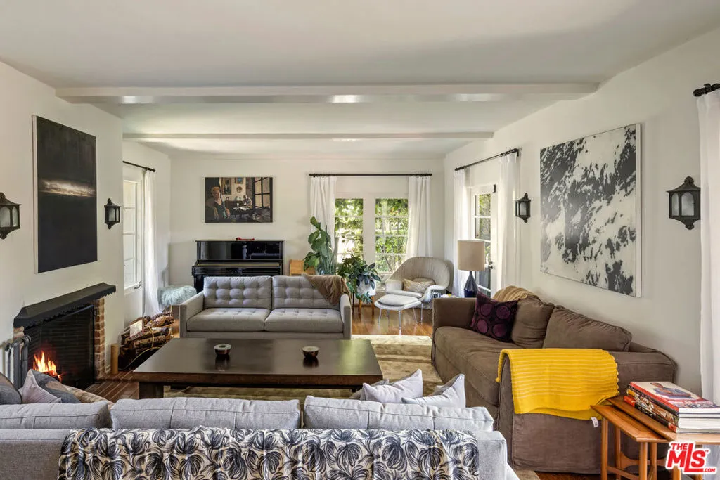 Los Angeles, California 90049, United States, 6 Bedrooms Bedrooms, ,7 BathroomsBathrooms,Residential,Active,204413