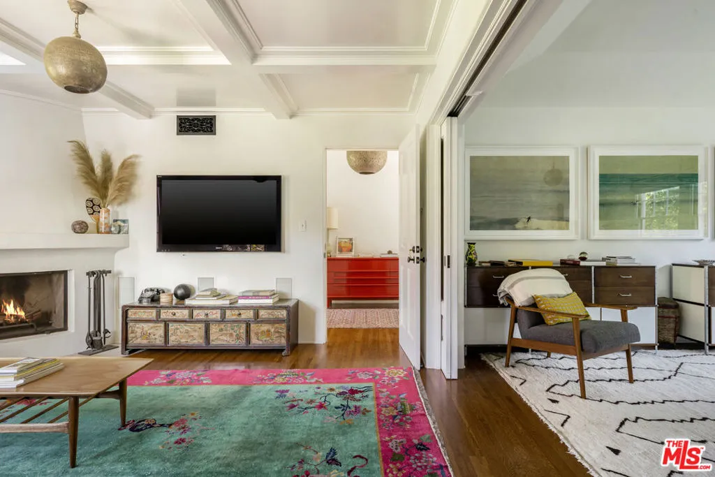 Los Angeles, California 90049, United States, 6 Bedrooms Bedrooms, ,7 BathroomsBathrooms,Residential,Active,204413