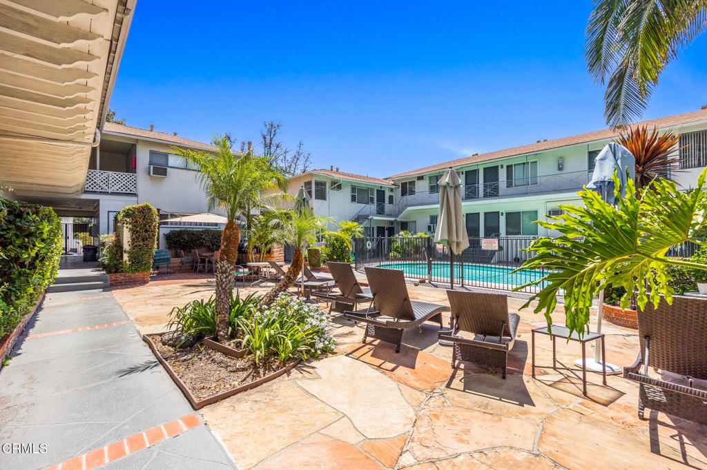 Properties 4 275 N Garfield Avenue