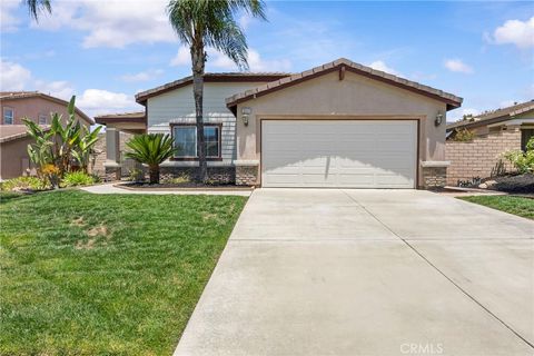 Photo of 23522 Cheyenne Canyon DR, Menifee, CA 92587 (MLS # SW26106386)