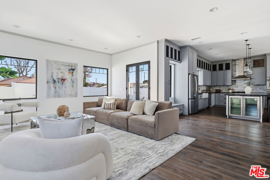 6032 Goodland Avenue