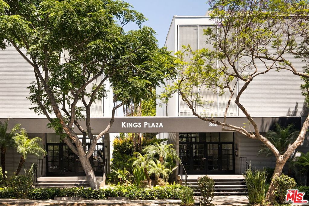 Photo of 850 N Kings Road #312, West Hollywood, CA 90069 (MLS # 25547399)