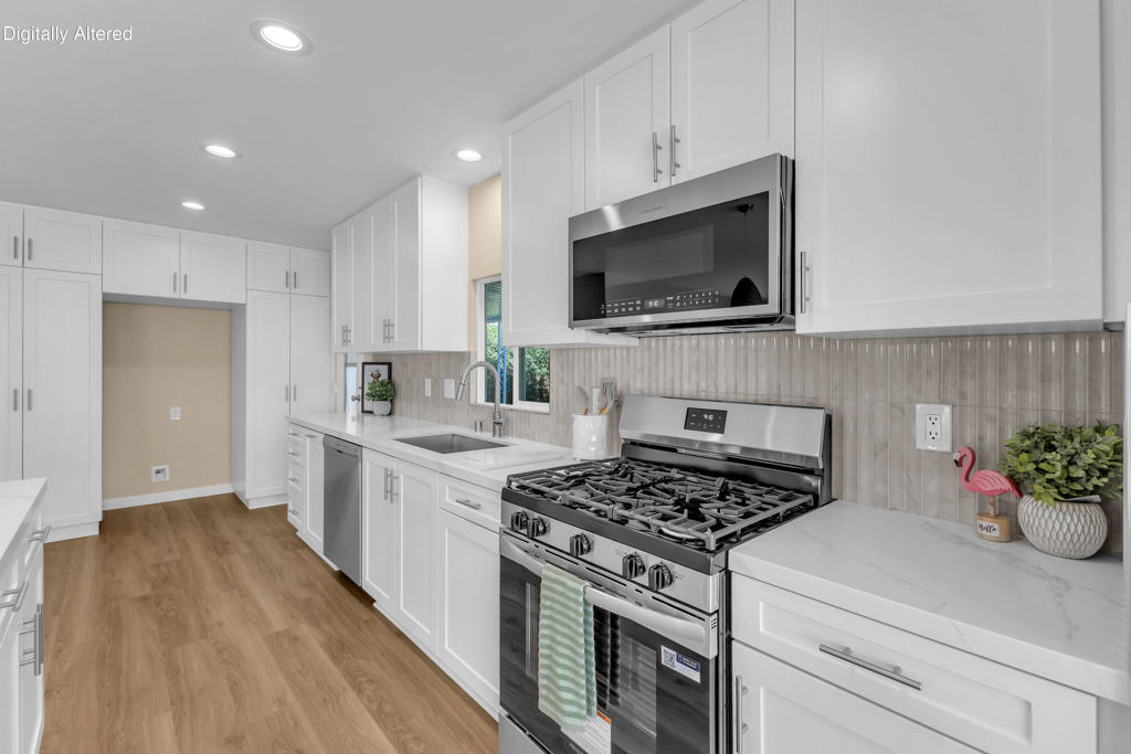 39163 Warm Springs Drive