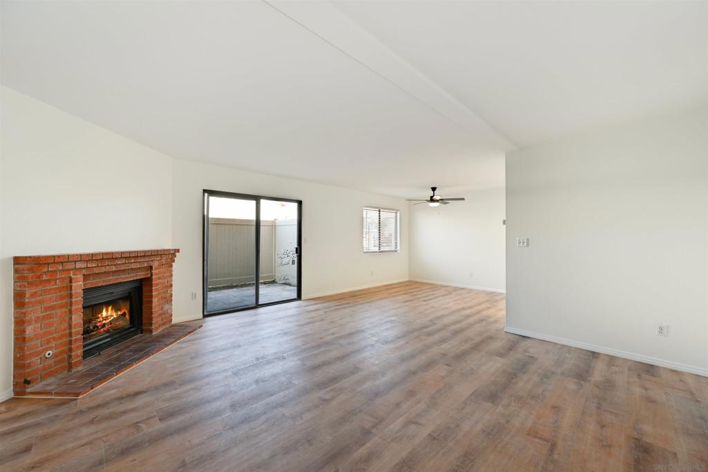 12650 Lakeshore Dr 113