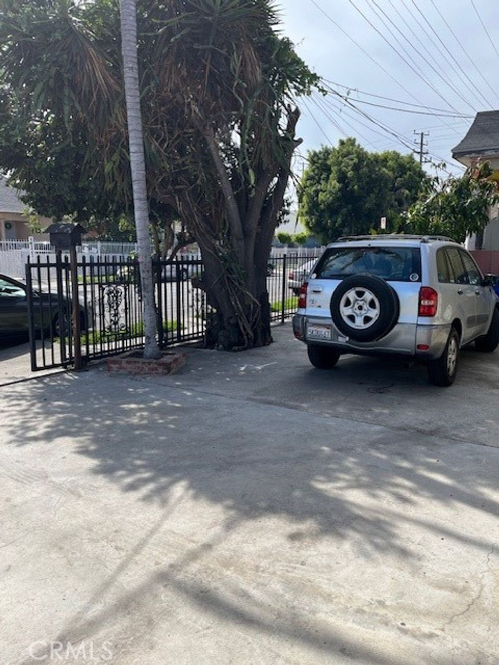 Photo of 317 E 42nd Pl Pl, Los Angeles, CA 90011 (MLS # DW26032821)