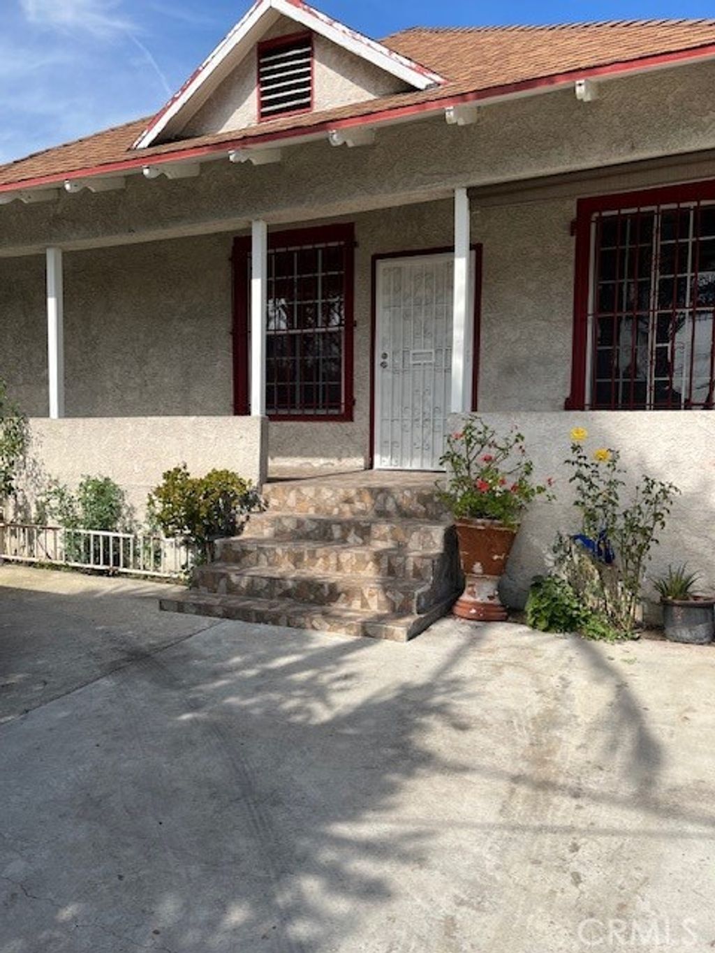 Photo of 317 E 42nd Pl Pl, Los Angeles, CA 90011 (MLS # DW26032821)
