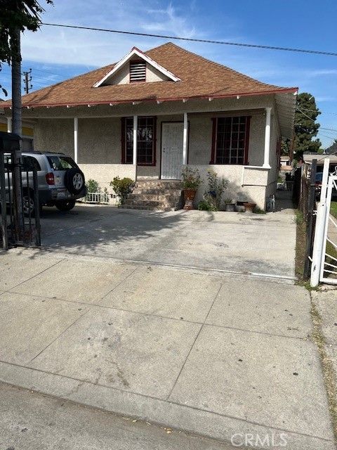 Photo of 317 E 42nd Pl Pl, Los Angeles, CA 90011 (MLS # DW26032821)