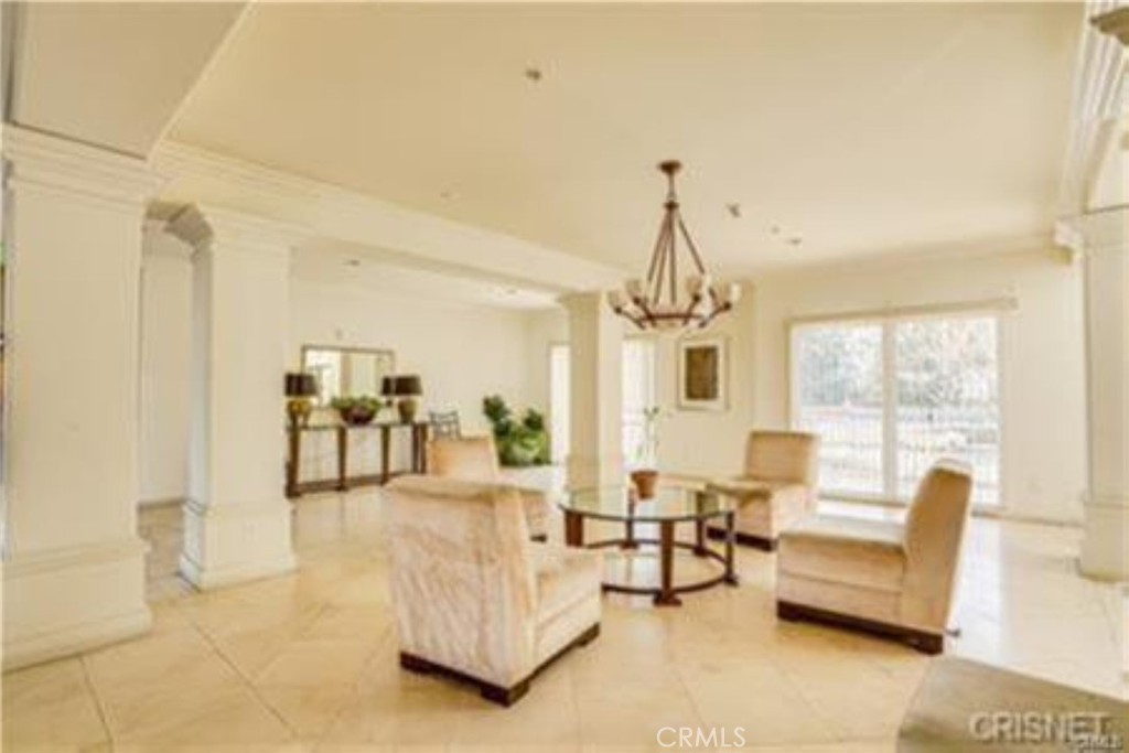 Located across the street from CSUN premises the executive style condominium offers for lease 4 spacious bedrooms and 2.5 bathrooms, fully loaded gourmet kitchen with all types of stainless steel appliances, inside laundry. The unit is partially furnished . It is one of the spacious units with view in a 24 hour gated community. The community offers a reception room for your guests and pool/spa, gym and party area to entertain them. The condominium is located close to award winning Granada High Charter School, Costco, Northridge Mall, Pierce college, Chatsworth and Van Nuys courts and lots of good restaurants. Two tandem assigned parkings. The owner is ok with a family or group of students.