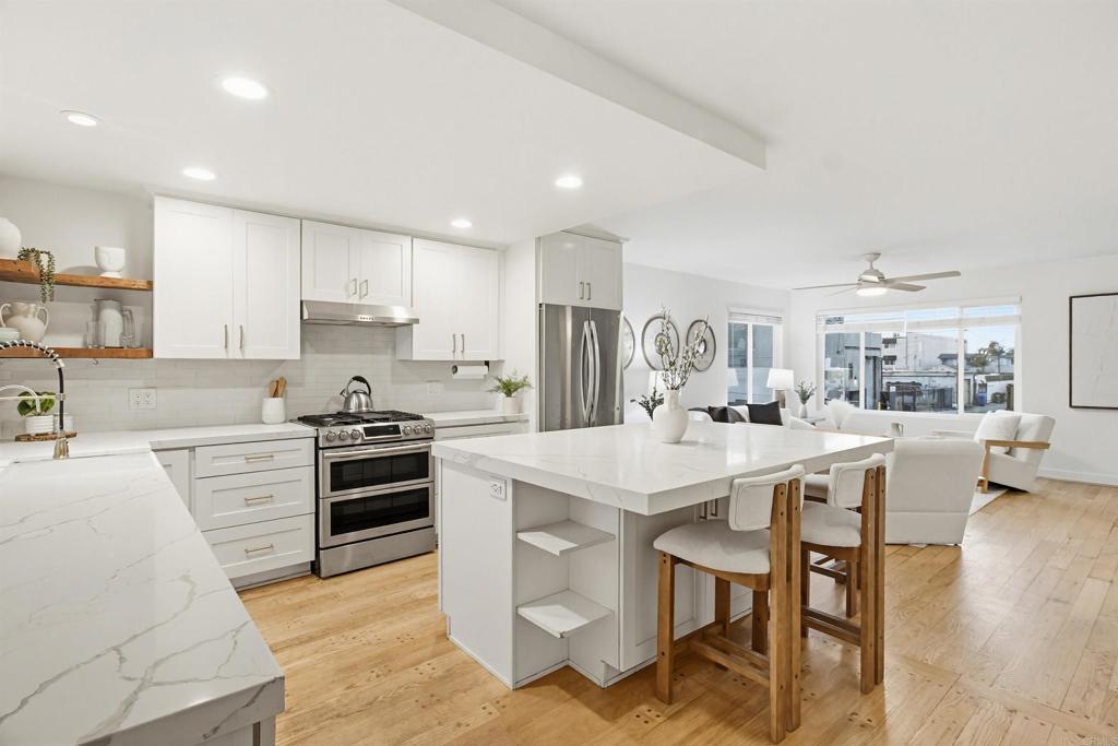 5027 Santa Monica Avenue F