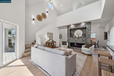 Tiny photo for 1713 Berrywood Dr DR, Concord, CA 94521 (MLS # 41142262)
