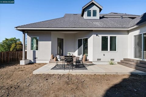 Tiny photo for 1713 Berrywood Dr DR, Concord, CA 94521 (MLS # 41142262)
