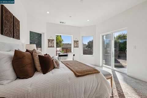 Tiny photo for 1713 Berrywood Dr DR, Concord, CA 94521 (MLS # 41142262)