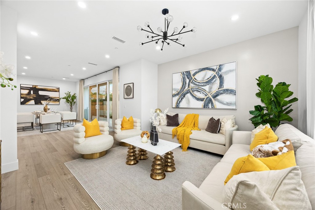 3815 Sycamore Street