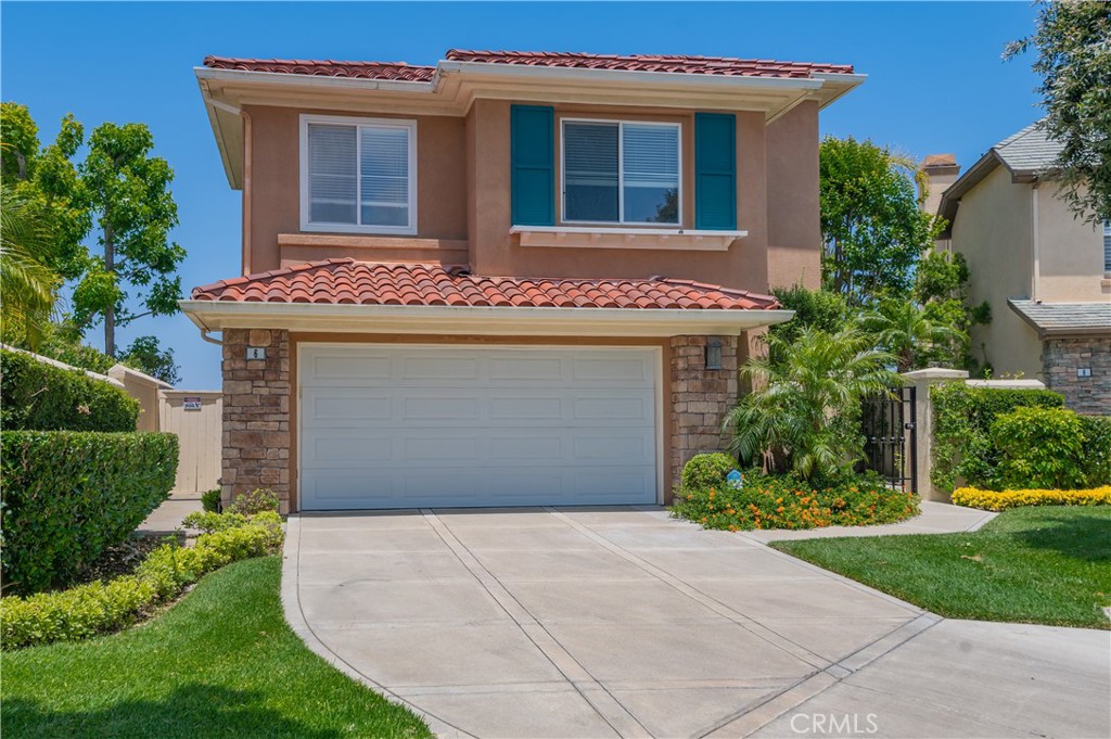 BEAUTIFUL PANORAMIC VIEW, FRONT ROW IN CAMPOBELLO, GATED COMMUNITY, OCEAN , MOUNTAIN, CITY LIGHTS VIEW, SUNSET AND SUNRISE, LARGER BACK YARD FOR ENTERTAINING, HIGHLY UPGRADED HOME, FORMAL LIVING AND DINING ROOM, NICE BIG KITCHEN WITH FAMILY ROOM,CUSTOM MADE CABINETRY, STAINLESS STEEL KITCHEN APPLIANCES, AND BRAND NEW COUNTER TOP, NEW WOOD FLOOR THROUGH OUT , THREE BEDROOMS ON SECOND FLOOR, BRAND NEW UPGRADE CARPET ? NEW PAINT , VERY NICE LOFT TO BE A OFFICE OR TV ROOM,, ALL BATHROOMS HAS BEEN REMOLDED, SLOB COUNTER TOP, MASTER BEDROOM HAS BREATHTAKING CITY LIGHTS AND SUNSET VIEW, HUGE BACK YARD WITH BUILT- IN BBQ, COUNTER, ALL GLASS WALL, CUL-DE-SAC LOCATION, EXTRA PARKING SPACE, GATED ENTRY, COMMUNITY POOL, SPA, LESS TAN 3 MILES TO OCEAN, CLOSE TO SCHOOL, PARK, SHOPPING, FASHION ISLAND, 73 FREEWAY
