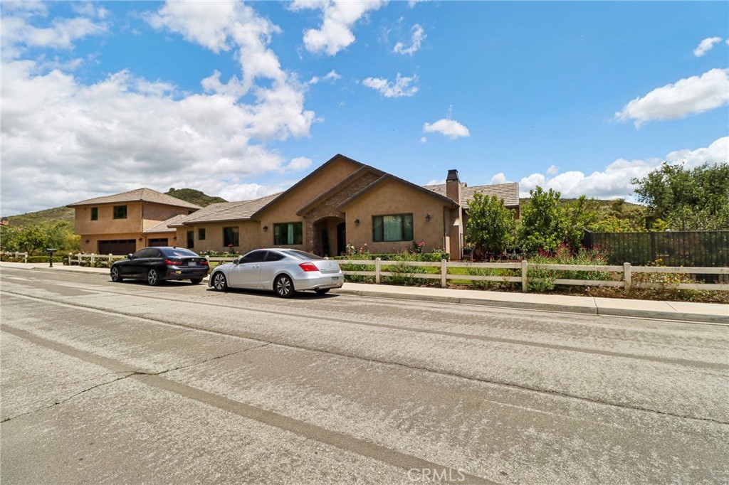 4004 Snowgoose Street