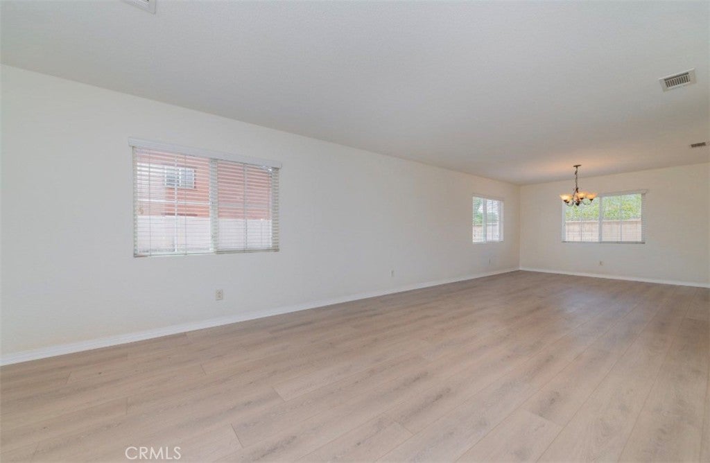 2454 Forest Grove