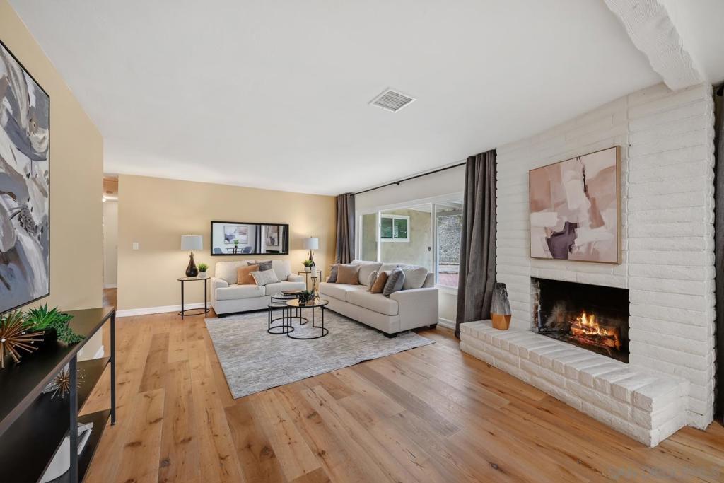 4234 Highland Glen Way