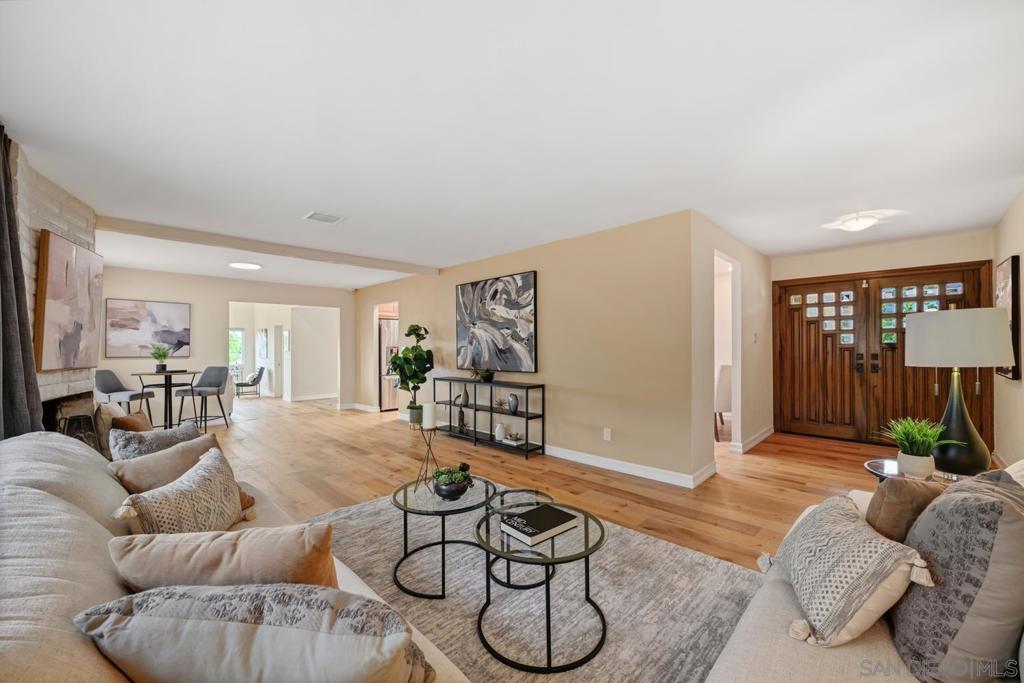 4234 Highland Glen Way