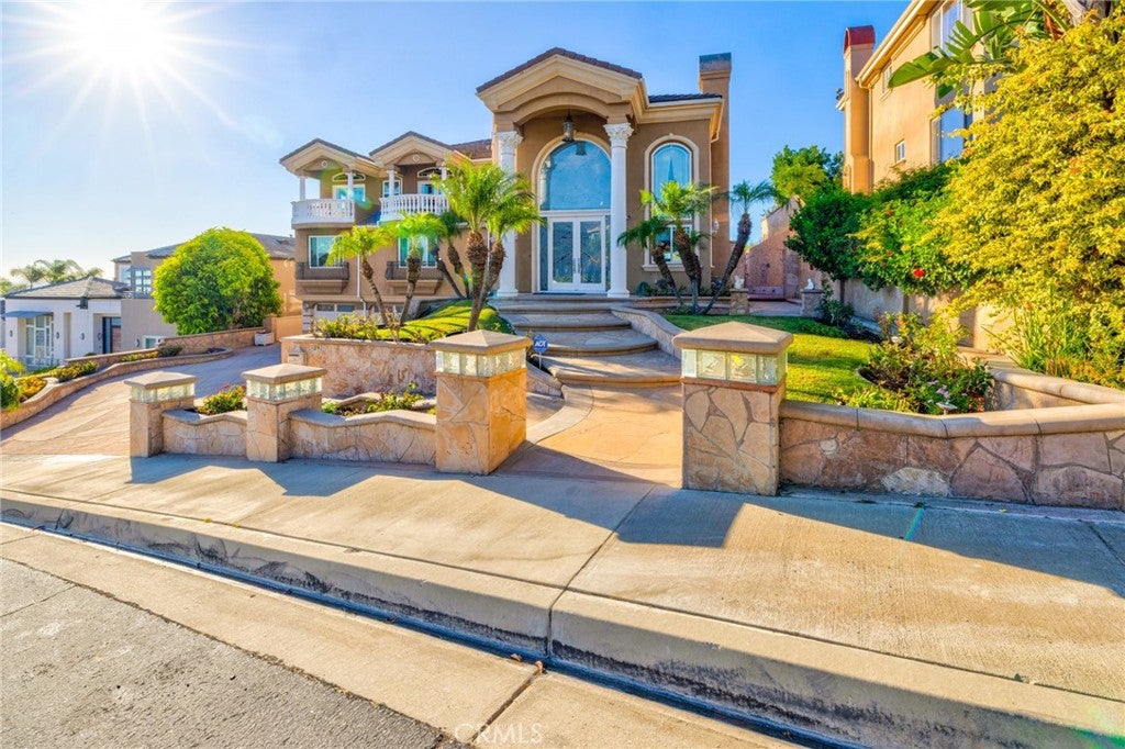 15931 Aurora Crest