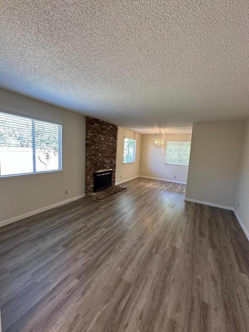 995 Henderson Avenue