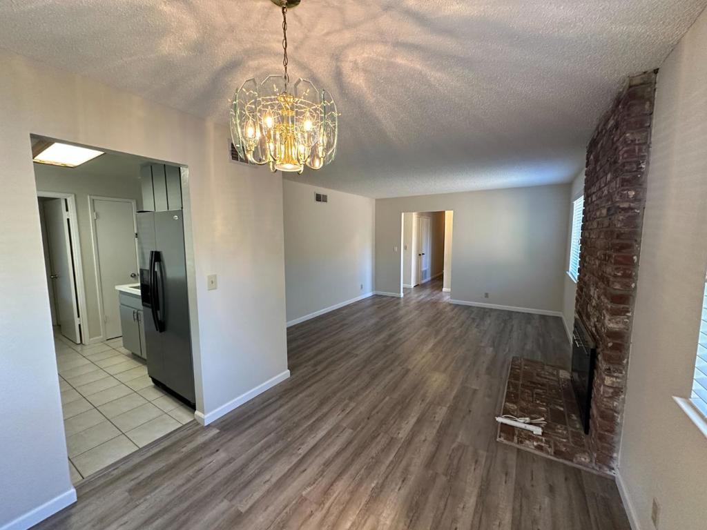 995 Henderson Avenue