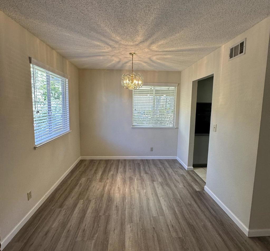 995 Henderson Avenue