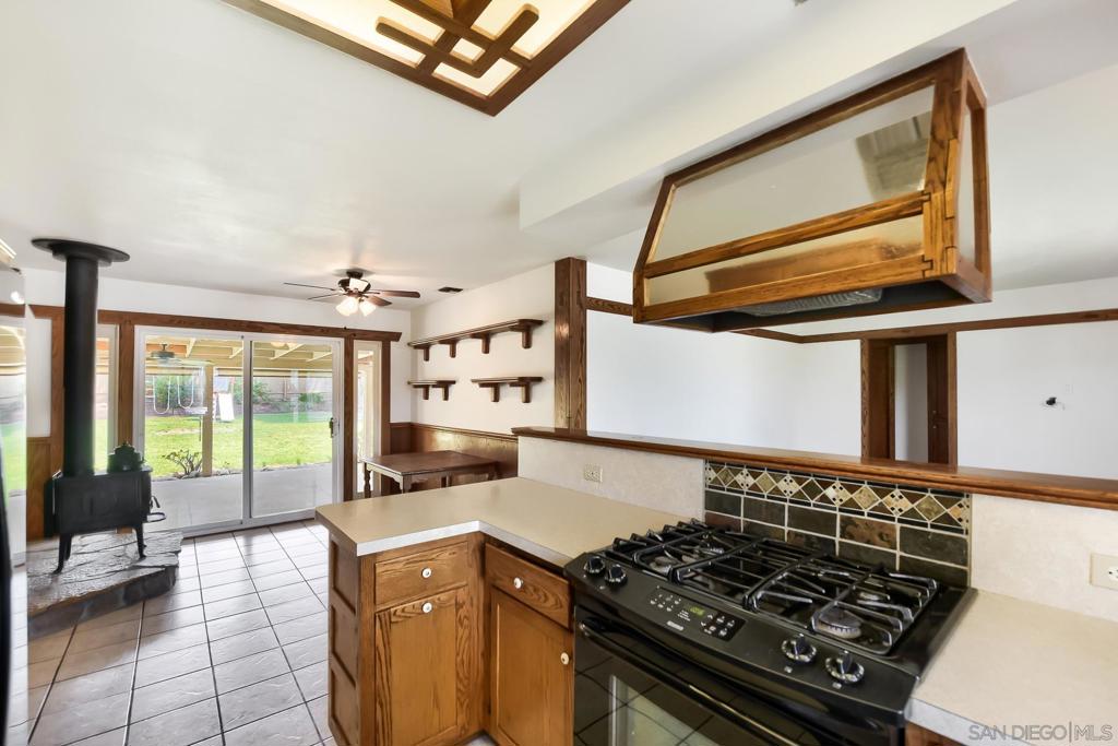 9427 WEST HEANEY CIR