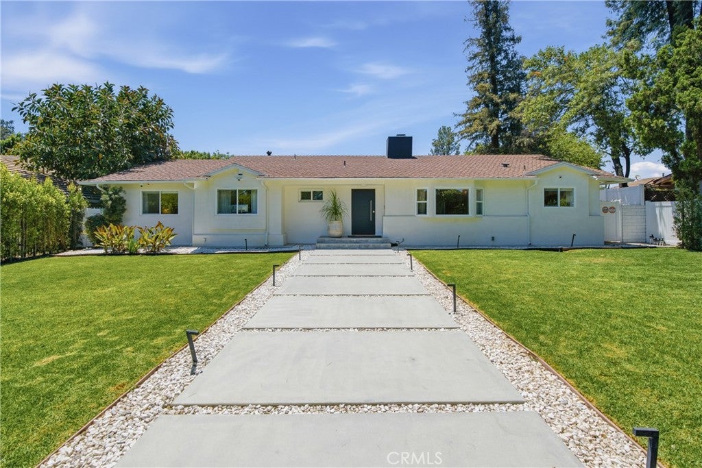 9253 White Oak Avenue