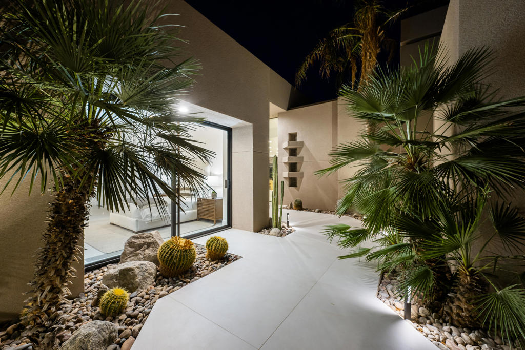 160 Kiva Drive