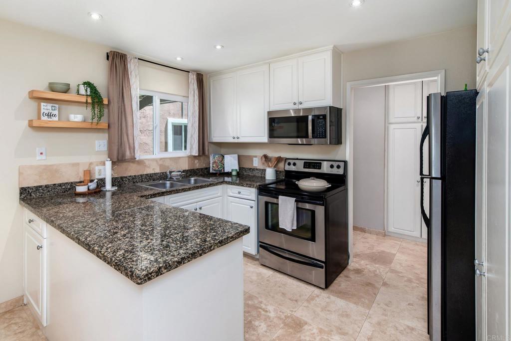 17141 W Bernardo Dr 105