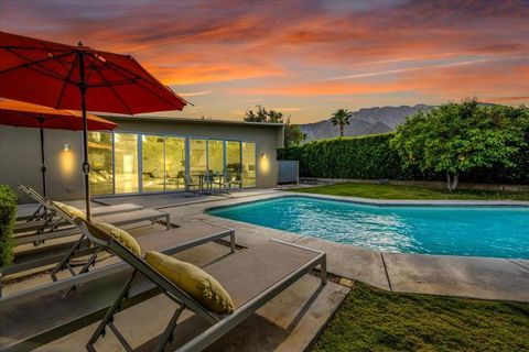 Photo of 566 E Lindsey Drive, Palm Springs, CA 92262 (MLS # 219144974DA)