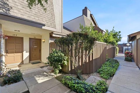 Photo of 151 Kiely Boulevard, Santa Clara, CA 95051 (MLS # ML82035141)