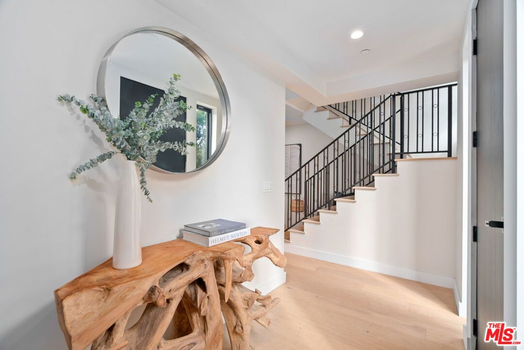 Photo of 11651 Missouri Avenue, Los Angeles, CA 90025 (MLS # 26647001)