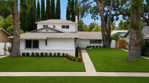 Photo of 24022 Vanowen Street, West Hills, CA 91307 (MLS # ML82049194)