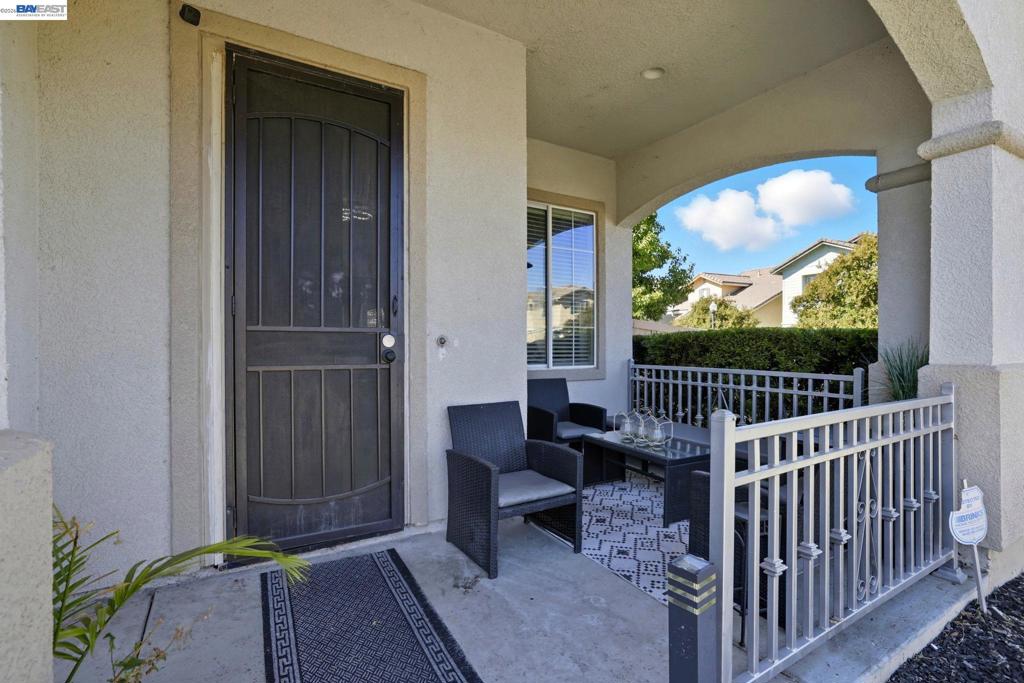 3209 Beretania Way